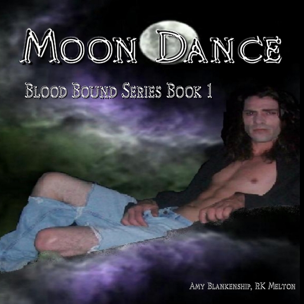 Moon Dance (Blood Bound Book One) scrisă de Amy Blankenship și narată de KB Stanford 